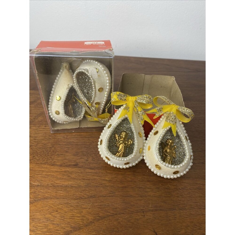 Vintage Frankel Diorama Christmas Ornaments Hong Kong Set of 4 Angel White Gold